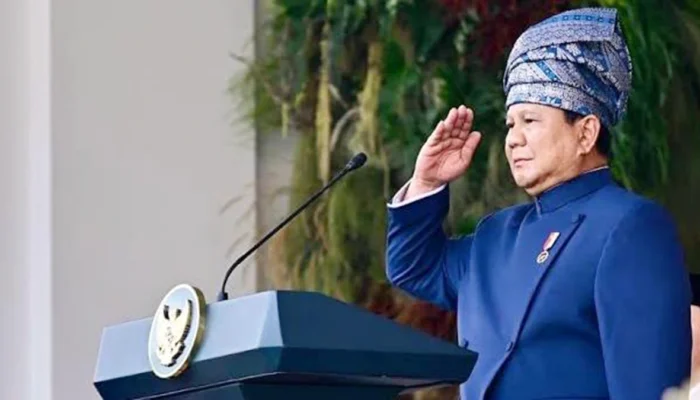 Presiden Prabowo Kenakan Tanjak Melayu Riau di Istana, Pacu Jalur Meriahkan HUT ke-80 RI