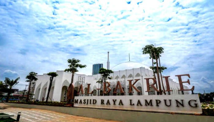 Masjid Raya Al Bakrie Lampung Diresmikan, Jadi Ikon Baru Kebanggaan Masyarakat