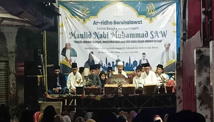 Jamaah Majelis Dzikir Ar Ridho Sukatani Peringati Maulid Nabi dengan Ajakan Meneladani Rasulullah