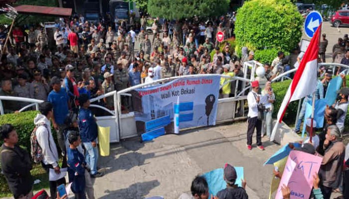 Tanggapi Aksi Demo, DPRD & Pemkot Bekasi Janji Evaluasi Tunjangan Fantastis
