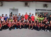 Tri Adhianto Lepas 25 Atlet Sepak Bola Putri Kota Bekasi Ikuti Kualifikasi Porprov 2026