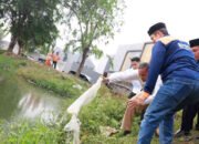 Danau VIP Jadi Hidup Lagi, Tri Adhianto Tebar Ikan, Tanam Pohon, dan Janji Surga Hijau