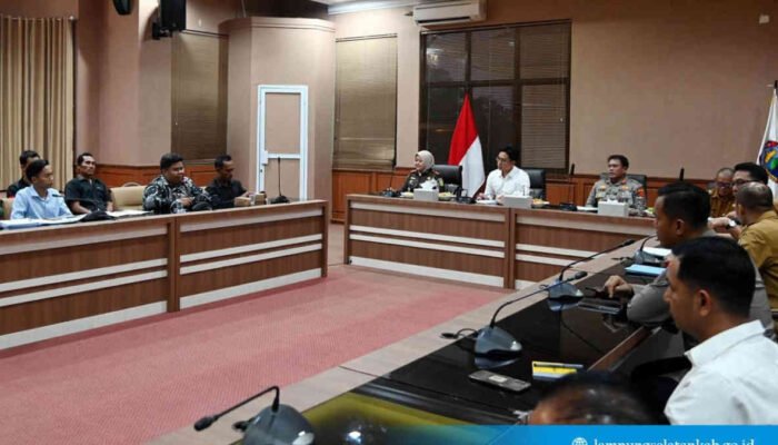 Bupati Lamsel Janji Tindaklanjuti Kasus Kades Hara Banjar Manis: Dari Pemotongan Hak, Hingga Ancaman Pemberhentian