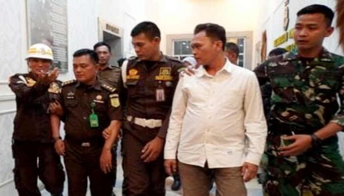 Coba Temui Bupati OKI, Ending-nya? Ditangkap Jaksa Beneran
