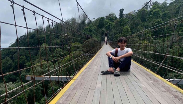 Situ Gunung Sukabumi: Antara Keindahan Alam dan Uji Nyali Kestabilan Lutut