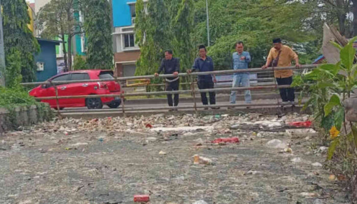 Kali Mati di Medansatria: Saat Sungai Tersumbat, Nurani pun Macet