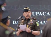 Jaksa Agung pimpin pelantikan 17 Kajati dan 20 Pejabat Eselon II Kejaksaan Agung
