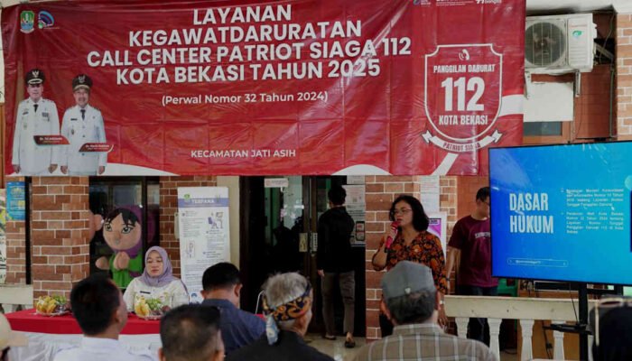 Pemkot Bekasi Edukasi Warga Jatiasih Gunakan Layanan Darurat Call Center Patriot Siaga 112