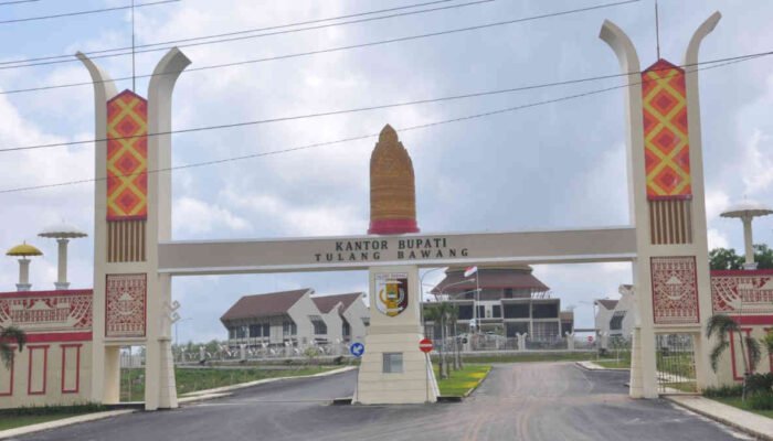 “44 Tahun Pemerintah Kuasai Tanah Warga Tanpa Ganti Rugi: Kantor Bupati Tulang Bawang Berdiri di Atas Ketidakadilan!”