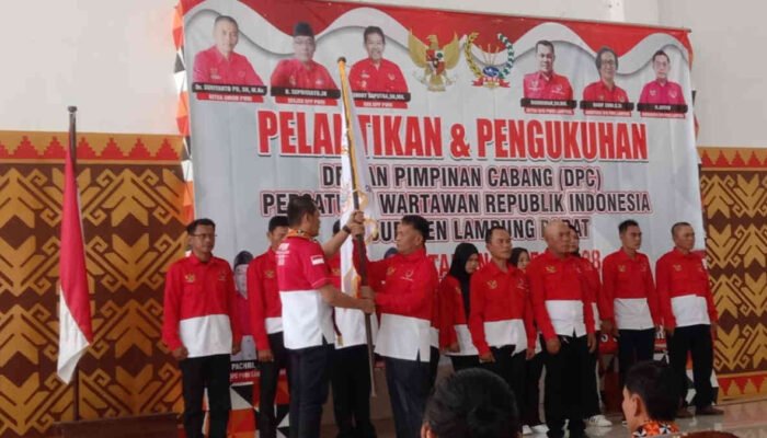 Pengurus PWRI Lampung Barat Resmi Dilantik, Siap Wujudkan Jurnalis Profesional dan Berintegritas