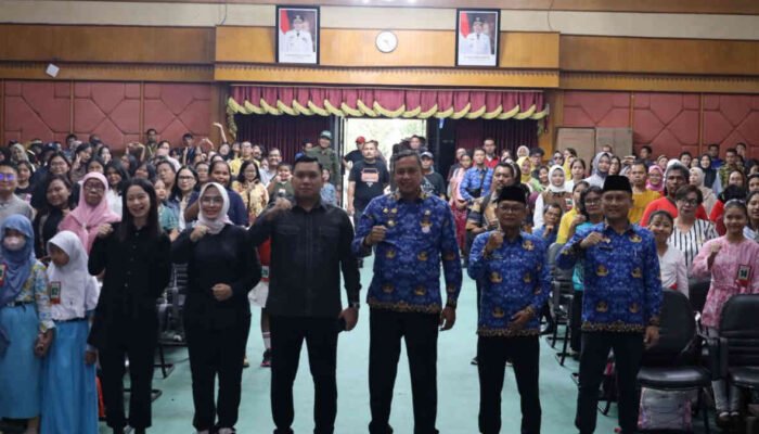 Wali Kota Bekasi Buka Lomba “Simfoni Perjuangan”, Doakan Pemuda Jadi Pemimpin Terbaik
