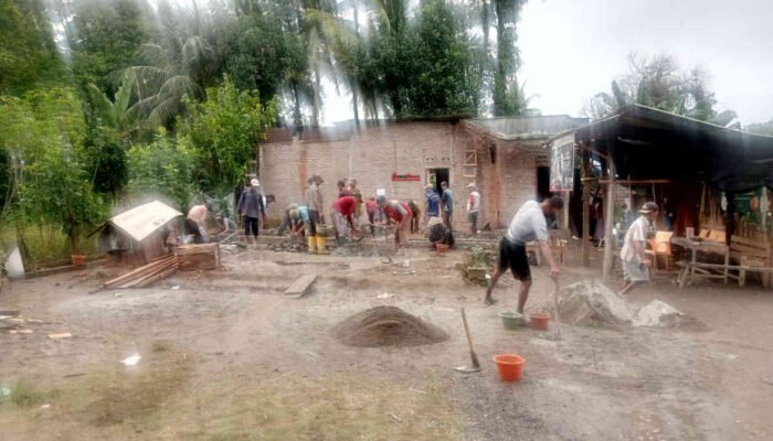 Pemerintah Pekon Dadisari Bedah Empat Rumah Warga Tidak Layak Huni di 2025