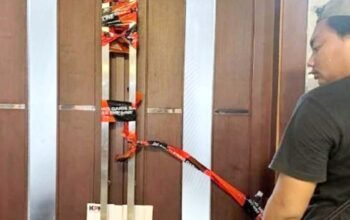 Dugaan OTT Menguat, Ruang Kerja Bupati Bekasi Ade Kunang Disegel KPK