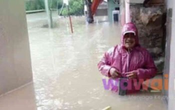 Banjir Kiriman Rendam Bekasi Utara–Timur, Teluk Pucung Lumpuh
