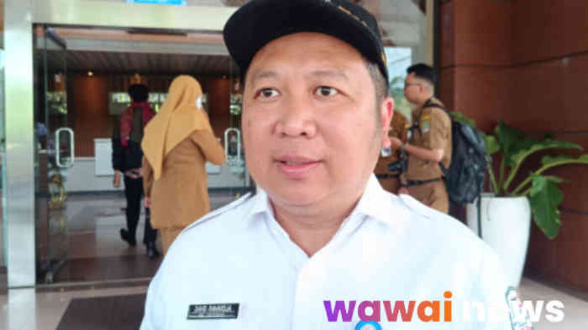 Di Tengah Polemik Bus Transpatriot, Dirut PTMP Bagi Sembako ke Medi