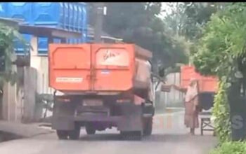 Sopir Truk Sampah Dipalak di Jalur TPST Bantar Gebang, Pungli Rp5.000 per Lewat Bikin Geram