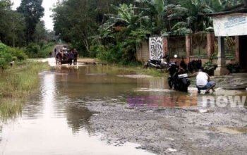 Lampung Diguyur Hujan Seharian, Warga Diminta Siap Payung & Sabar