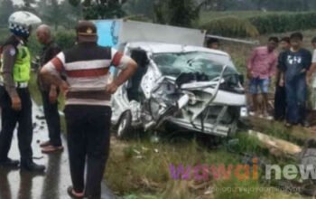 Mobil Makan Bergizi Gratis Ringsek Dihantam Truk di Lampung Timur, Sopir Tewas