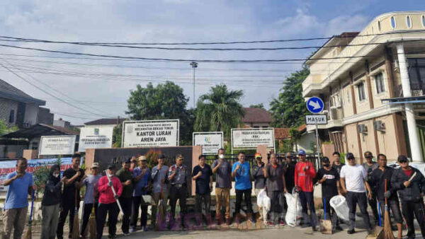 Bukan Sekadar Sapu Jalan: K3 Kelurahan Aren Jaya Jadi Benteng Awal Lingkungan Sehat