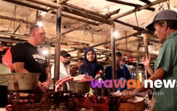 Tri Adhianto Sidak Pasar, Pemkot Bekasi Bergerak Cepat Amankan Pasokan Daging Jelang Lebaran