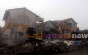 72 Bangunan Liar Dibongkar! Pemkot Bekasi Sapu Bersih Bantaran SS Rawa Baru, Jalan Tembus 12 Meter Dikebut