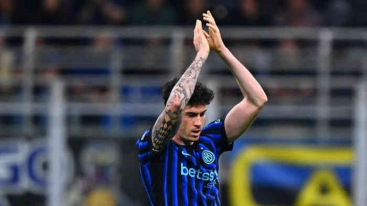 Bastoni Disorot Usai Gagal ke Piala Dunia, Dirumorkan ke Barcelona Tapi Diminta Bertahan