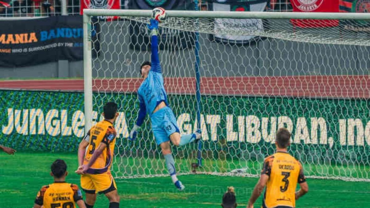 Drama 5 Gol di Lampung! Persija Tumbang 2-3, Kartu Merah Jadi Titik Balik