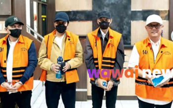 Terbongkar! Uang Suap Rp5,75 M Diduga Tutup Utang Pilkada, Eks Bupati Lamteng Digiring ke Rutan KPK