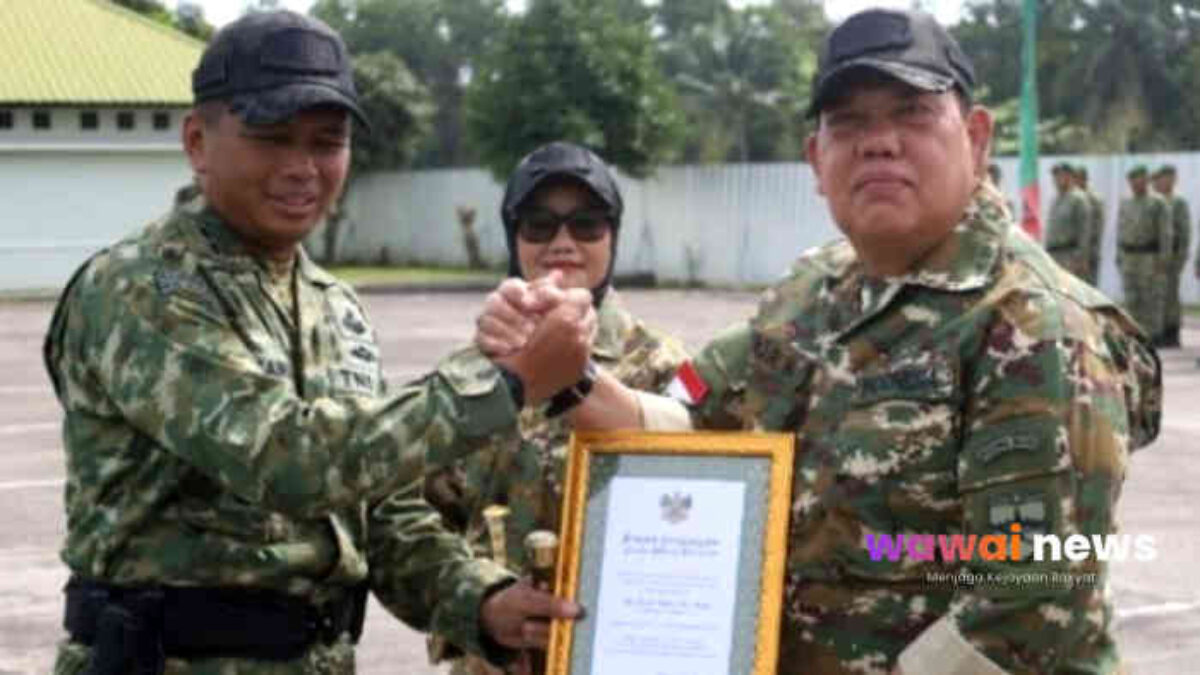 Bupati Lamtim Dikukuhkan sebagai Warga Kehormatan Kodim 0429