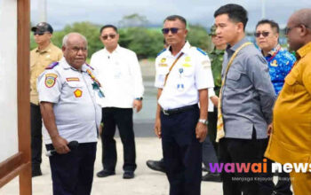 Gibran Sidak Dua Proyek Strategis di Papua Tengah, Soroti Dermaga Sempit hingga Bangunan Cacat Desain