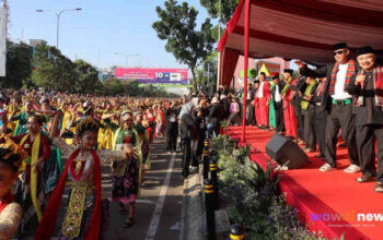 “Hari Tari Sedunia ‘Mengguncang’ Bekasi: Ribuan Penari Kuasai CFD, Ronggeng Nyentrik Jadi Bintang”
