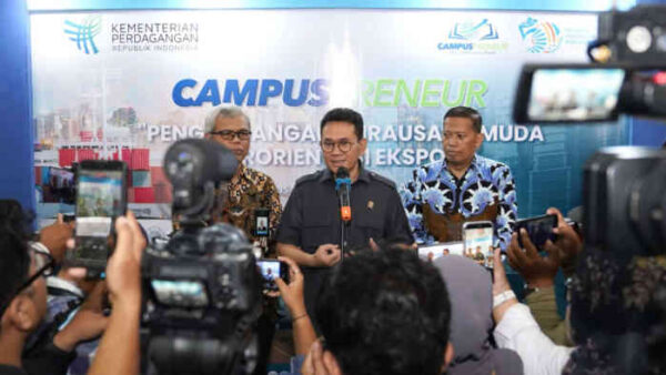 Mendag Gaspol Campuspreneur di UNS: Mahasiswa Didorong Jadi Bos Sebelum Wisuda, Bukan Sekadar Pemburu Kerja