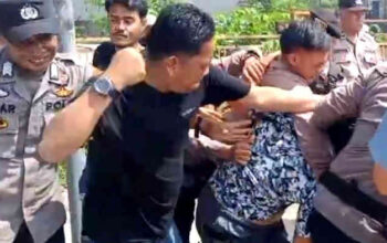 Eksekusi Bangunan di Bandar Lampung Ricuh, Video Oknum Polisi Diduga Pukul Warga Beredar