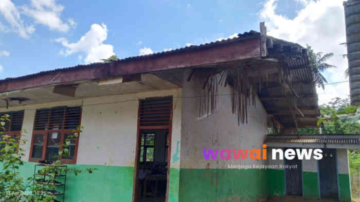 Sekolah Nyaris Ambruk, Siswa Tetap Belajar: SDN 1 Sidorahayu ‘Menunggu Revitalisasi’ atau Pembiaran?”