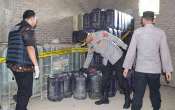 Gudang BBM Oplosan Pringsewu Digerebek: Bisnis ‘Campur-Campur’ Solar-Pertalite Raup Rp2,5 Miliar”