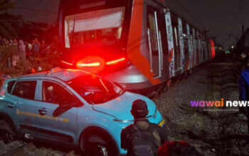 Kecelakaan Beruntun Kereta di Bekasi, KRL Tabrak Taksi lalu Dihantam Kereta Antarkota