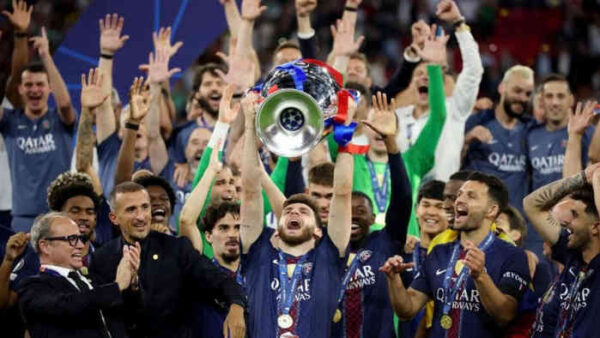PSG Juara Liga Champions Lagi, Luis Enrique Resmi Naik Kelas Setara Guardiola, Arsenal Pulang Membawa Luka