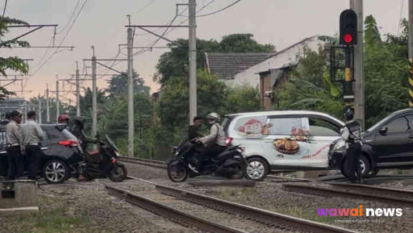 KDM “Ultimatum” Bupati-Wali Kota: Bangun Palang Pintu Kereta atau Tunggu Korban Berikutnya?