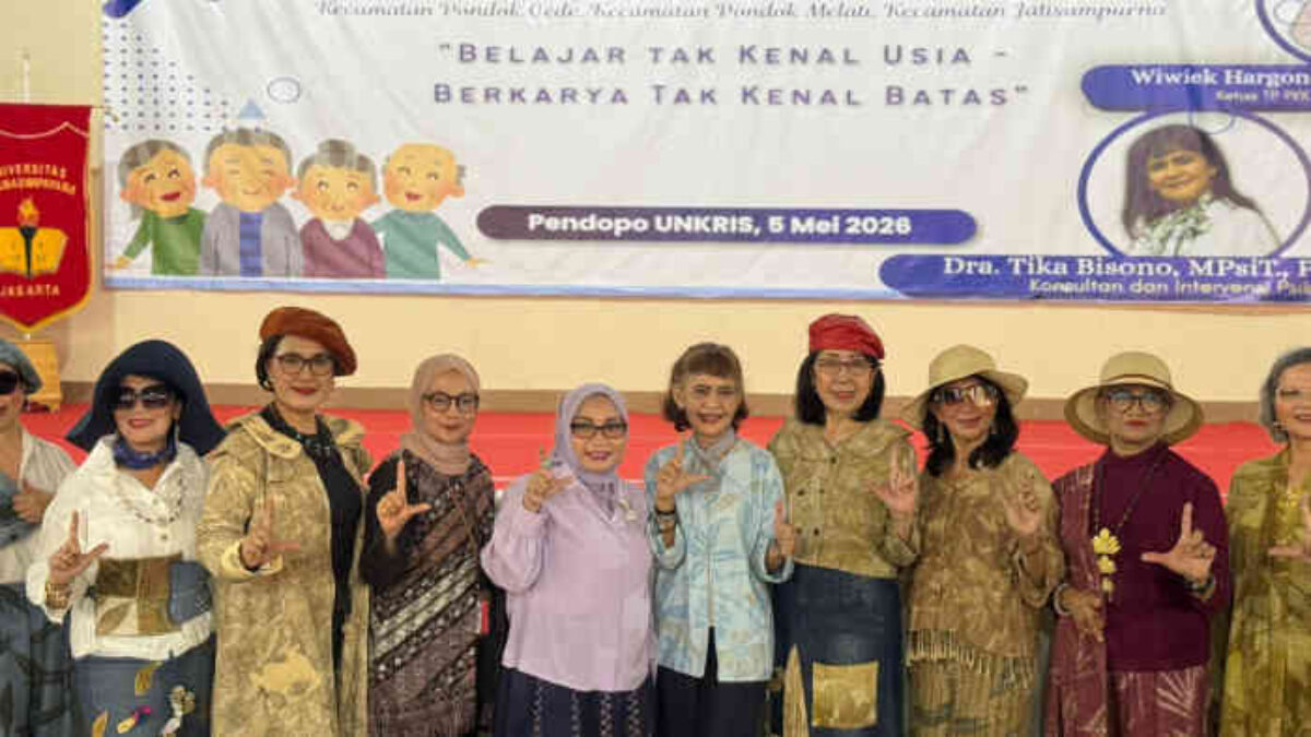 Sekolah Lansia Bekasi Naik Kelas: Wiwiek Hargono Soroti “Grey Divorce” dan Kunci Harmoni di Usia Senja
