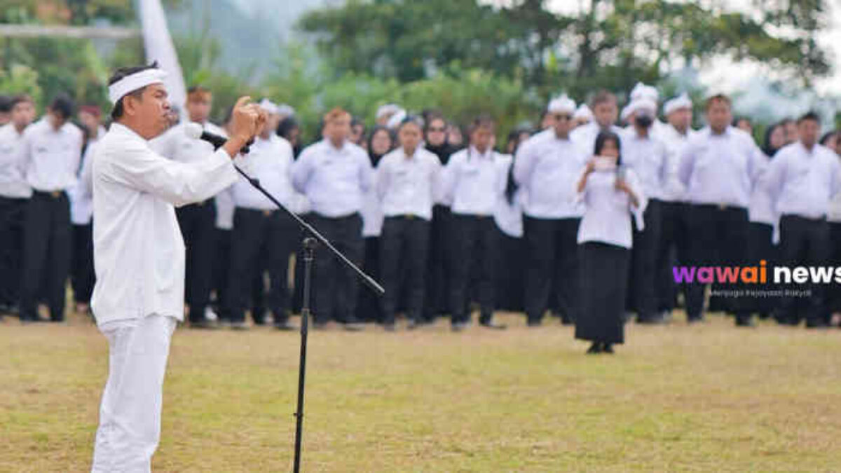 720 ASN Dilantik di Lapangan Desa Terpencil, Dedi Mulyadi: Jangan Jadi Pegawai Meja, Jadilah Pelayan Rakyat!