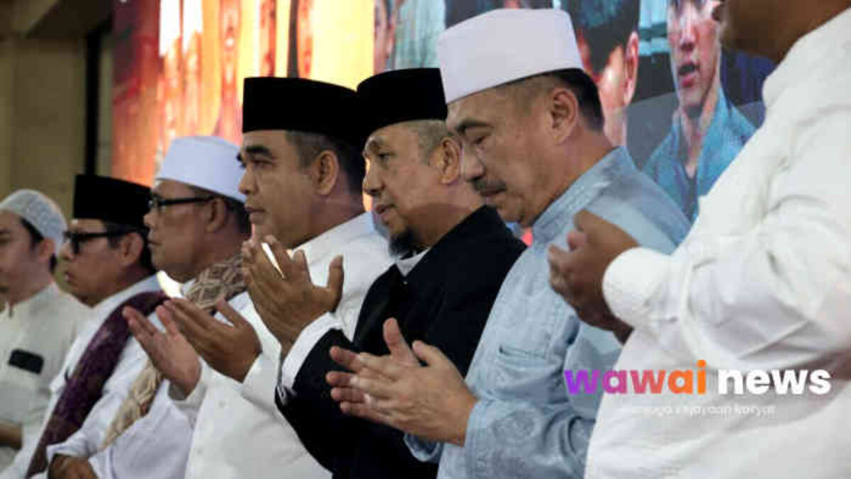 Ketua MPR Hadiri Haul Ulama di Bekasi, Wawali Tegaskan Peran Strategis Pesantren Bentuk Generasi Berkarakter