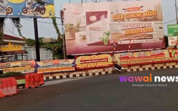 Papan Bunga Serbu Tugu Adipura, Kuasa Hukum Joni Iskandar Sindir: “Masyarakat Sudah Pintar Bedakan Aspirasi dan Settingan”