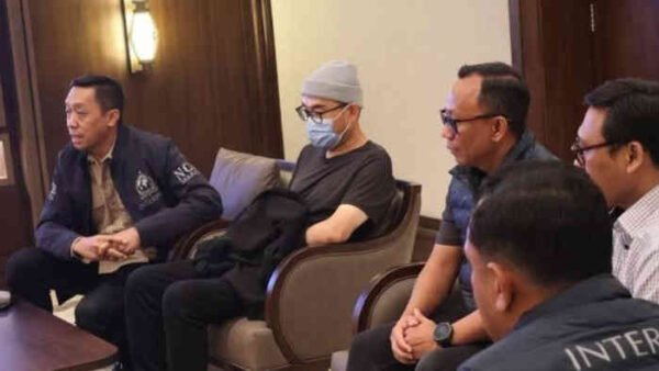 3 Tahun Kabur Keliling Dunia, Bos Kresna Life Michael Steven Akhirnya Terseret Pulang dari Maroko!