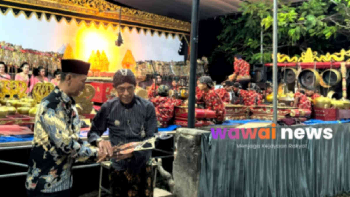 Ribuan Warga Larut dalam Magis Wayang Kulit di Pringsewu, Tradisi Leluhur yang Tetap Hidup