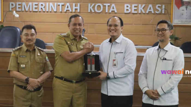 KPK Hibahkan Rampasan Negara Rp3,65 Miliar ke Pemkot Bekasi, Tri Siapkan Jadi Polder Pengendali Banjir
