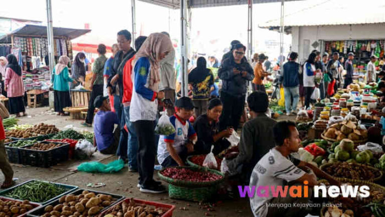 ASN Bekasi Turun ke Pasar, Ayam dan Mujair Jadi Bukti GEBRAK PASAR