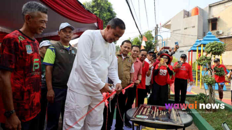 Resmikan Taman Bhineka Bekasi, Tri Adhianto Siapkan Penerangan dan Bahas Anggaran Lingkungan