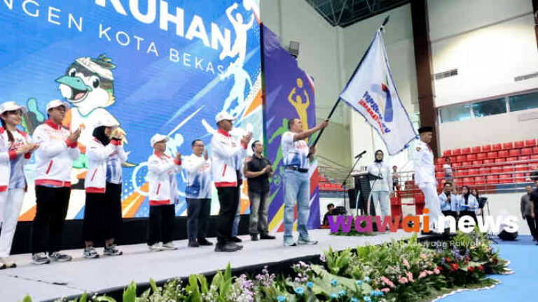 Tri Adhianto Kukuhkan 1.154 Atlet Kota Bekasi, Targetkan 200 Emas di Porprov Jabar 2026