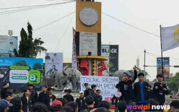 Mahasiswa Itera Geruduk Tugu Adipura, Desak Status Bencana Nasional dan Berantas KKN